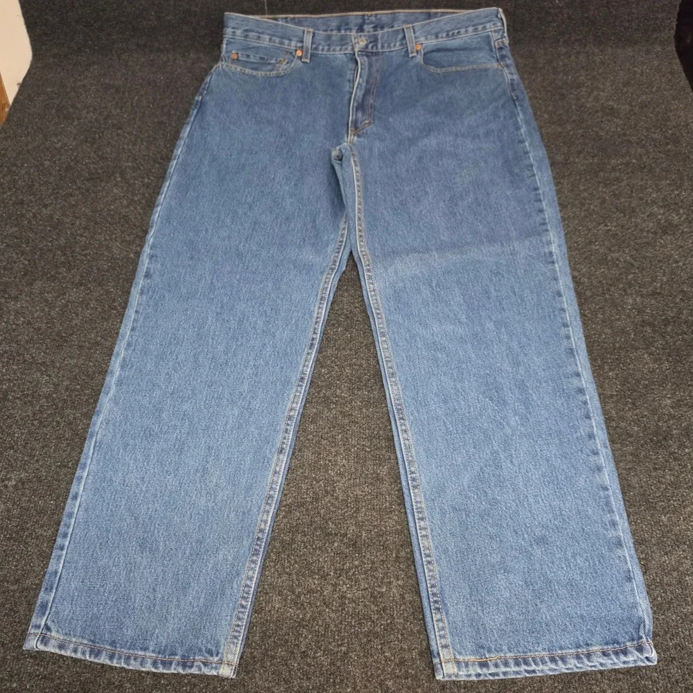Levis 550 Relaxed Fit Tapered Leg Jeans Mens 40x30 Medium Wash Blue Denim